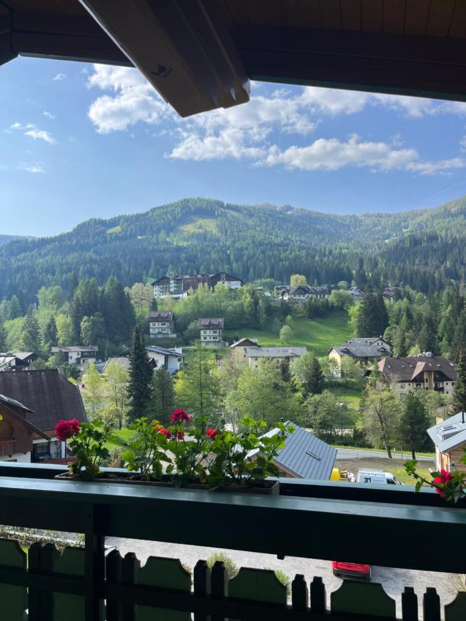 Landhaus Krenn Hotel Bad Kleinkirchheim Buitenkant foto